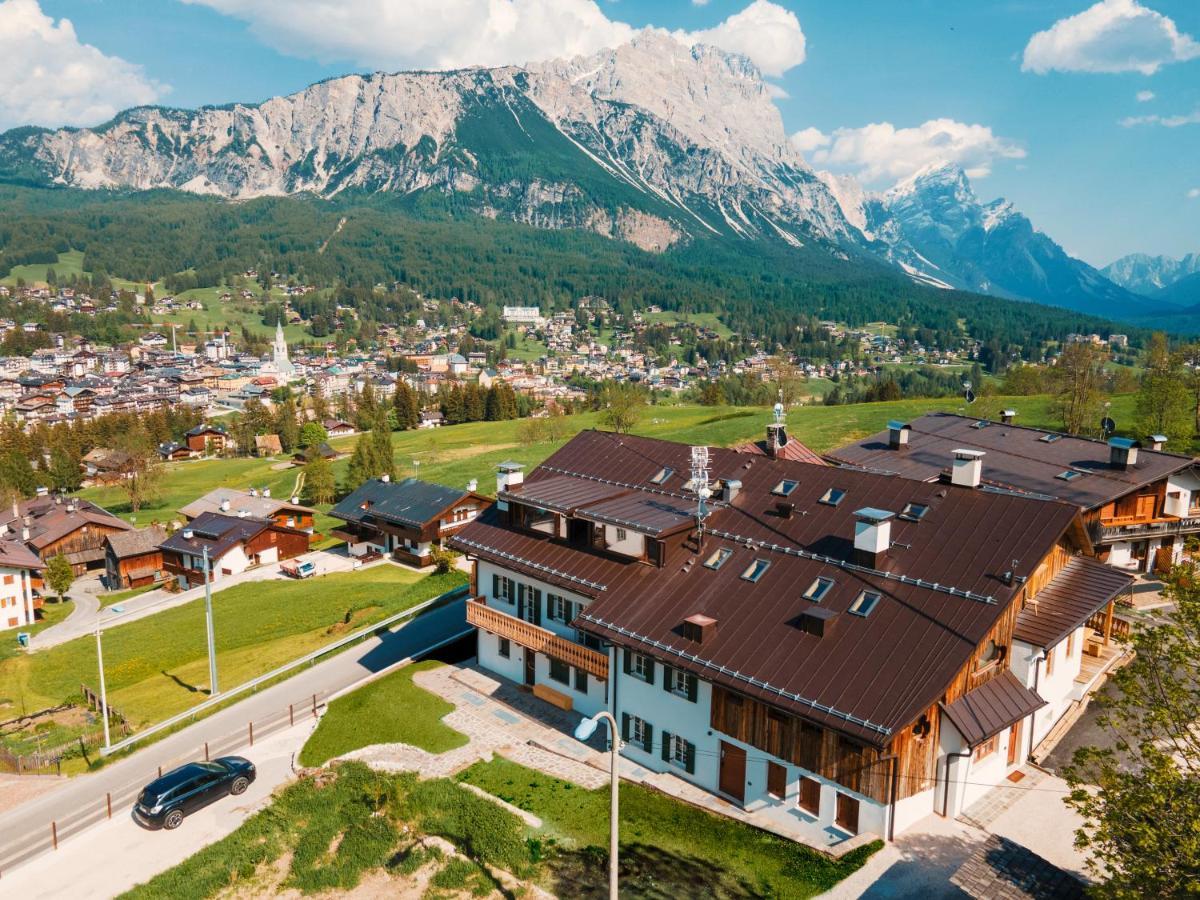 Chalet Socrepes - Dolomiti Skyline Cortina d'Ampezzo Ngoại thất bức ảnh